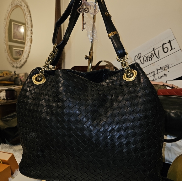 Bottega Veneta Handbags - Bottega Veneta Genuine Woven Lambskin Leather Rare Purse Gold Hardware in Black.
